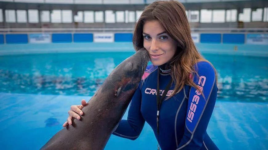 Se mostró la modelo quemada con ácido por su ex novio