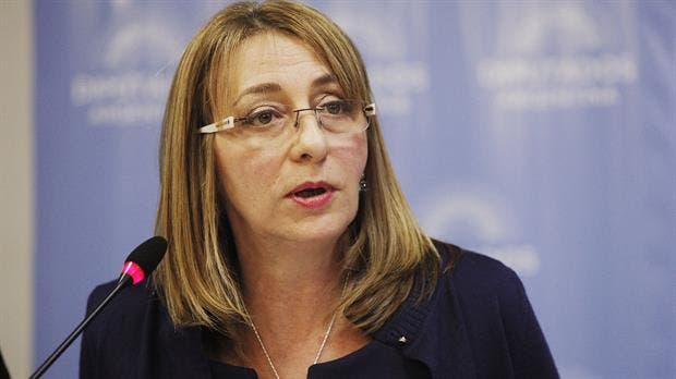 Procesan a Gils Carbó por administración fraudulenta