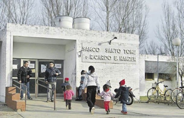 Fue a vacunarse y donó medio millón de pesos