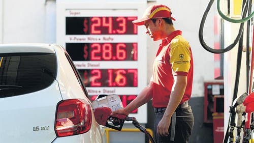 Vuelven a subir las naftas: la próxima semana aumentarían un 5%