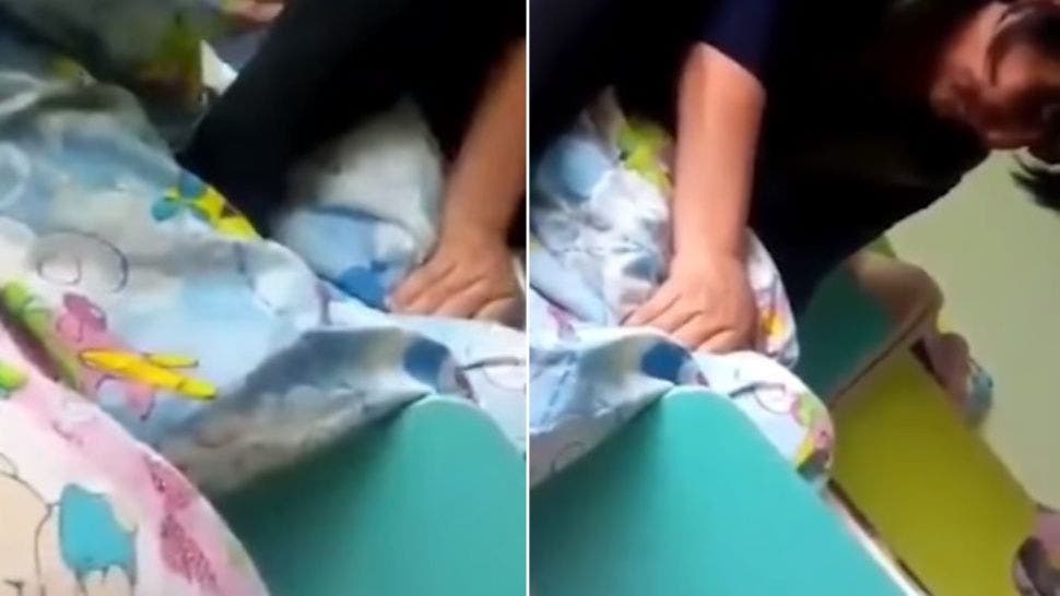 Educadora de kínder intenta estrangular a niña