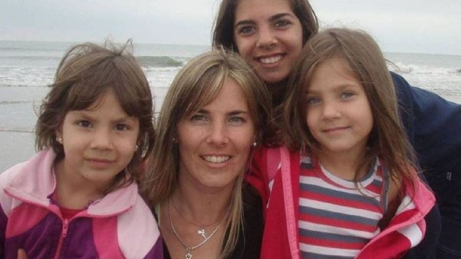 La familia mendocina recuperó el cofre con las cenizas de su hija La familia mendocina recuperó el cofre con las cenizas de su hija