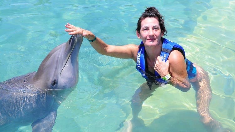 Argentina se fue de vacaciones en un crucero y terminó al borde de la muerte Argentina se fue de vacaciones en un crucero y terminó al borde de la muerte