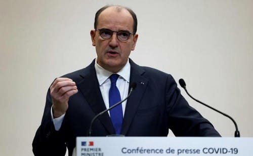 Francia impone un toque de queda nacional a partir de las seis de la tarde