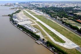 Aeroparque le ganarán 19 hectáreas al río para extender la pista y la
