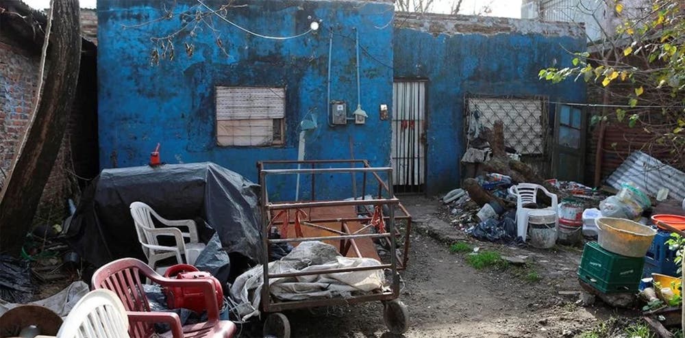 La casa de Maradona hoy: casi en ruinas y con un dueño ...